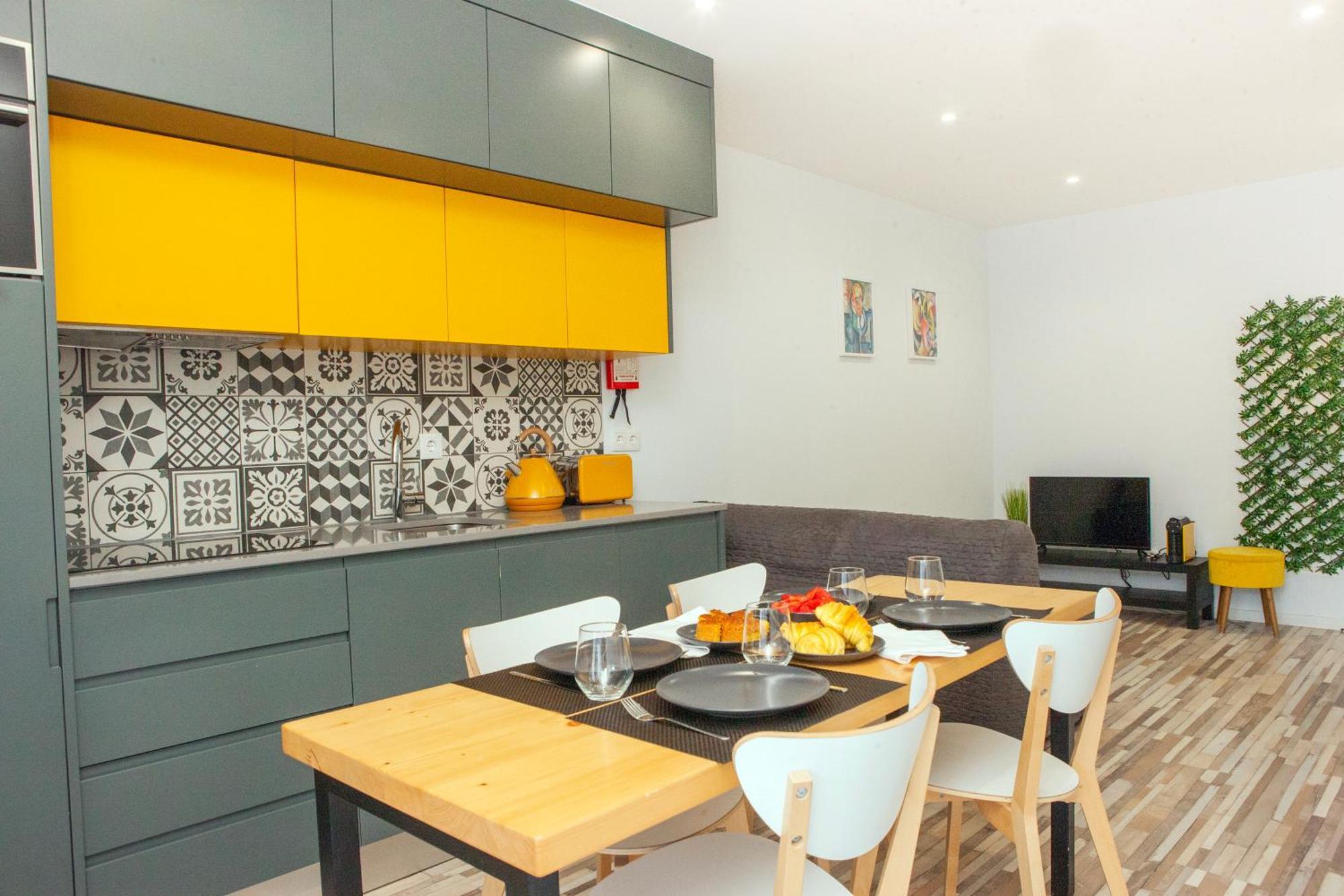 Amadeo - Gaia/porto 3.º T Apartment *